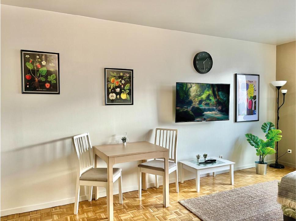 Logement Renove Proche Centre-Ville Lyon ビユールバンヌ エクステリア 写真